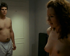 Lilian Naumann - Oben ohne - Leiche im Haus (2006)