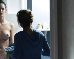 Noémie Merlant - Le Ciel Attendra (2016)