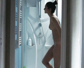 Noémie Merlant - Le Ciel Attendra (2016)