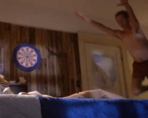 Keri Russell - Eight Days a Week (1997)