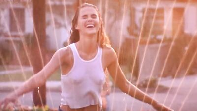 Keri Russell - Eight Days a Week (1997)