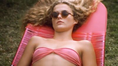 Keri Russell - Eight Days a Week (1997)