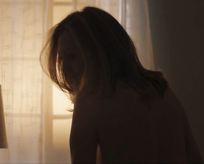 Julianne Moore - Gloria Bell (2019)