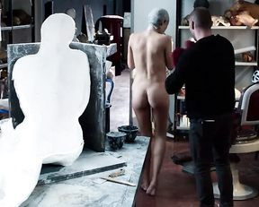 Olga Kurylenko - La corrispondenza (2016)