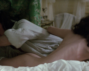 Laura Benson - Dangerous Liaisons (1988)