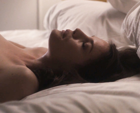 Liv Tyler - The Ledge (2011)