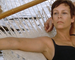 Jamie Lee Curtis - The Tailor of Panama (2001)
