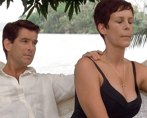 Jamie Lee Curtis - The Tailor of Panama (2001)
