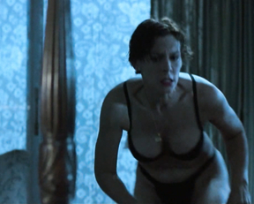 Jamie Lee Curtis - True Lies (1994)