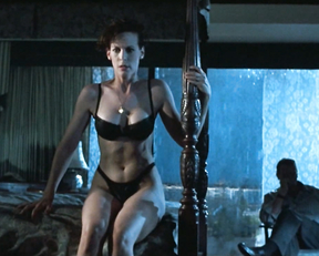 Jamie Lee Curtis - True Lies (1994)