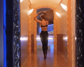 Jamie Lee Curtis - Mother's Boys (1993)