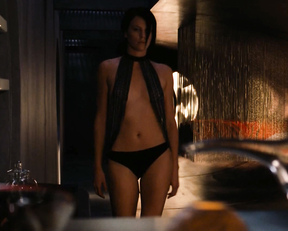 Charlize Theron - Æon Flux (2005)
