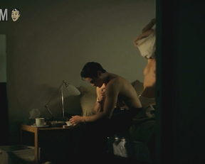 Charlize Theron - The Yards (2000)