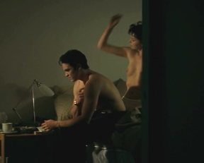 Charlize Theron - The Yards (2000)