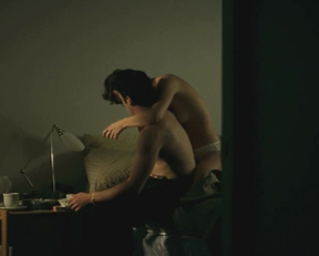 Charlize Theron - The Yards (2000)