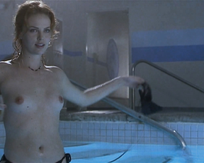 Charlize Theron - Reindeer Games (2000)