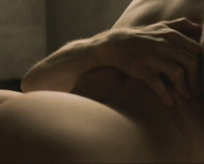 Jennifer Connelly - House of Sand and Fog (2003)