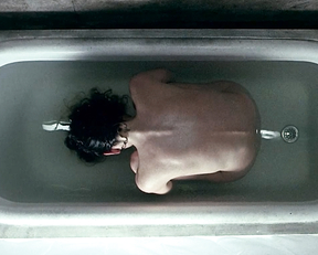 Jennifer Connelly -  Requiem for a Dream (2000)