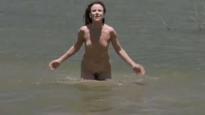 Juliette Lewis - Camping (s01e01, 2018)