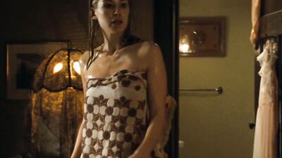 Rosamund Pike - Fugitive Pieces (2007)