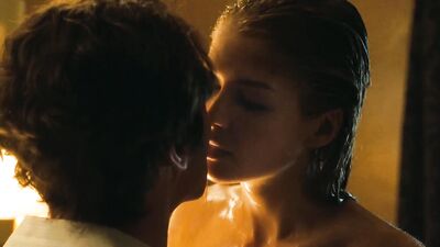 Rosamund Pike - Fugitive Pieces (2007)
