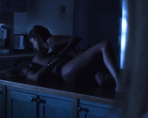 Kristanna Loken, Sarai Givaty - Body of Deceit (2015)