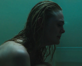 Elle Fanning - Galveston (2018)