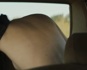 Elle Fanning - Galveston (2018)