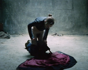 Lara Belmont - The War Zone (1999)