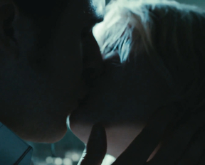 Kirsten Dunst - All Good Things (2010)