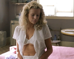 Kim Basinger - The Door in the Floor (2004)