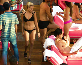 Margot Robbie - Focus (2015)