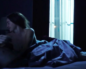 Shailene Woodley - Snowden (2016)