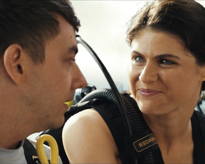 Alexandra Daddario - Rampage (2018, non nude del scene)