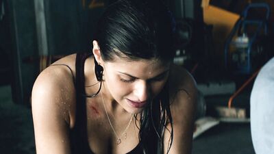 Alexandra Daddario - San Andreas (2015)