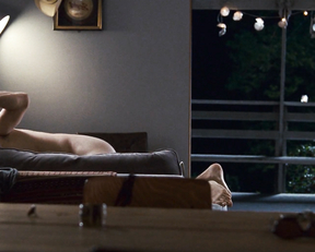 Yaya DaCosta - The Kids Are All Right (2010)