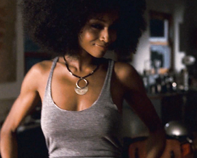 Yaya DaCosta - The Kids Are All Right (2010)