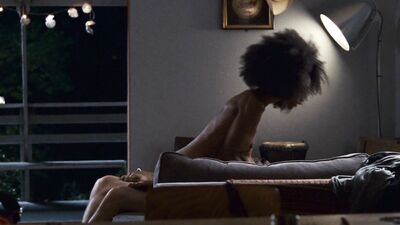 Yaya DaCosta - The Kids Are All Right (2010)