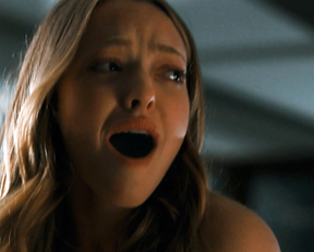 Julianne Moore, Amanda Seyfried -  Chloe (2009)