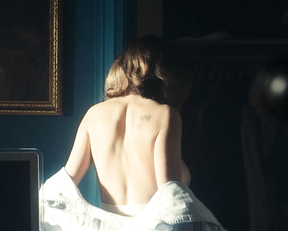 Alia Shawkat - Paint It Black (2016)