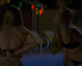 Amanda Seyfried, Amber Heard - Alpha Dog (2006)