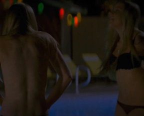 Amanda Seyfried, Amber Heard - Alpha Dog (2006)