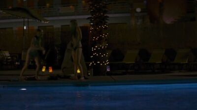 Amanda Seyfried, Amber Heard - Alpha Dog (2006)
