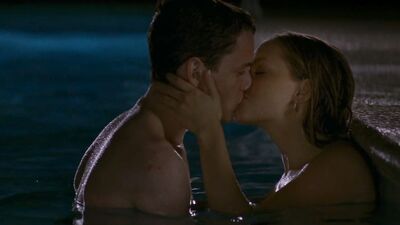 Amanda Seyfried, Amber Heard - Alpha Dog (2006)