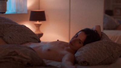 Heida Reed, Sara Dögg Ásgeirsdóttir - Stella Blómkvist