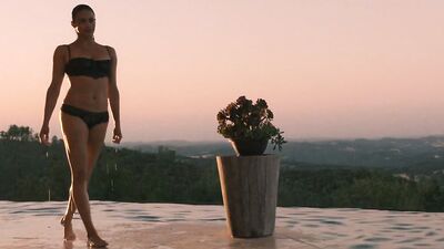 Paula Patton - Traffik (2018)