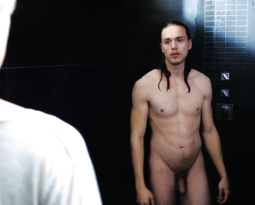 Emmeli Stjärnfeldt - Surrogate (s01, 2017)