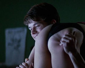 Reese Witherspoon, A. Milano, A.Brenneman - Fear (1996)