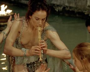 Uma Thurman, Marine Delterme - Vatel (2000)