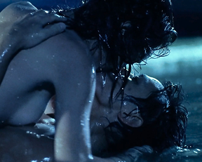 Maggie Q - Naked Weapon (2002)